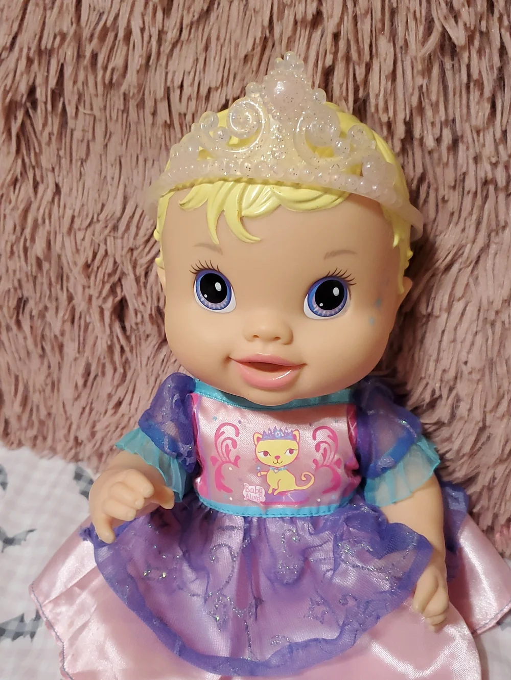 Baby Alive Sips 'N Tinkles Princess (Blonde hair version) by Hasbro, 2011